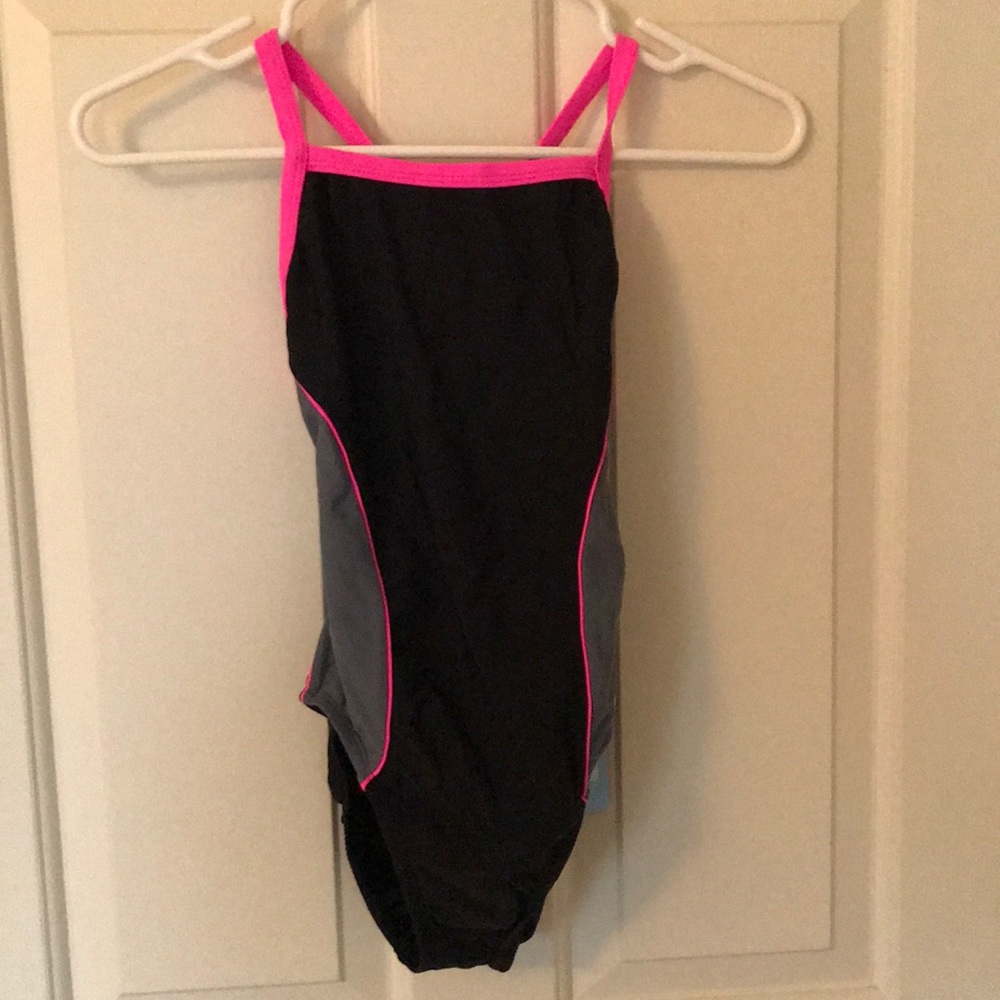 Dolfin Women's Team One Piece Swimsuit